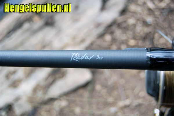 Karperhengel: 30plus 3 lbs radar door Pieter