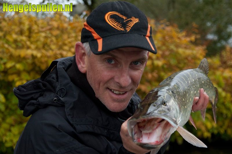 Hengelspullen achter de kneiters aan met Hengelsport 2000
