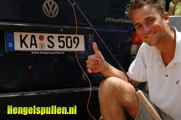 Plak ook de hengelspullen.nl sticker op je auto!